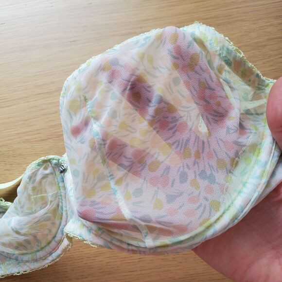 Adore Me Green Floral Semi-Sheer Bra - Picture 6 of 12